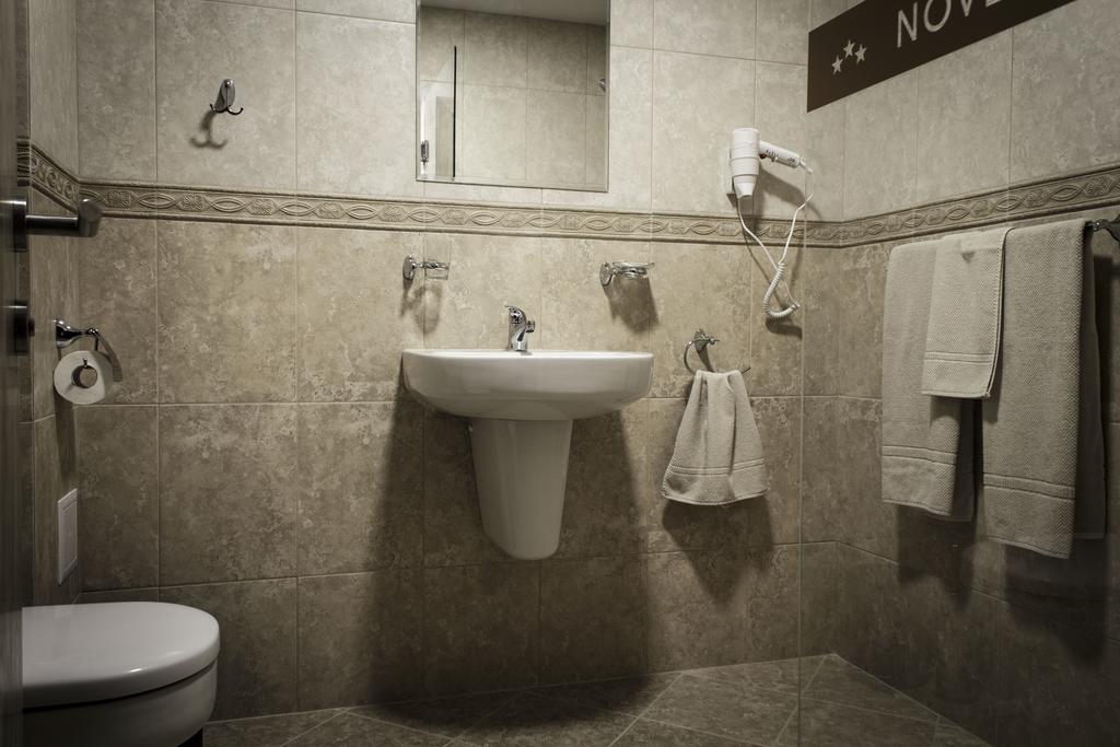 Hotel Nove Свіштов Номер фото